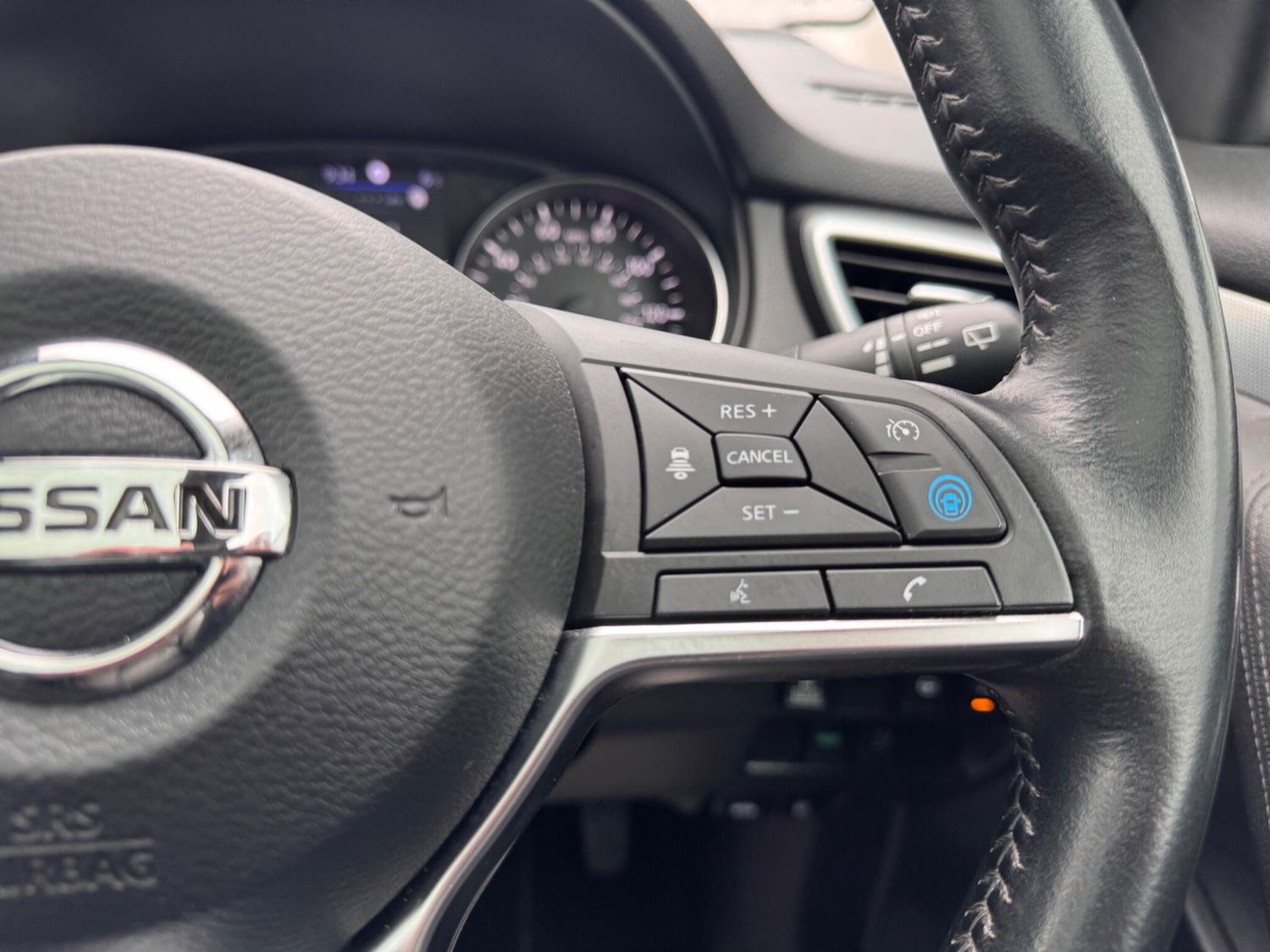 Used Nissan Qashqai for sale - 77793533: Photo 34