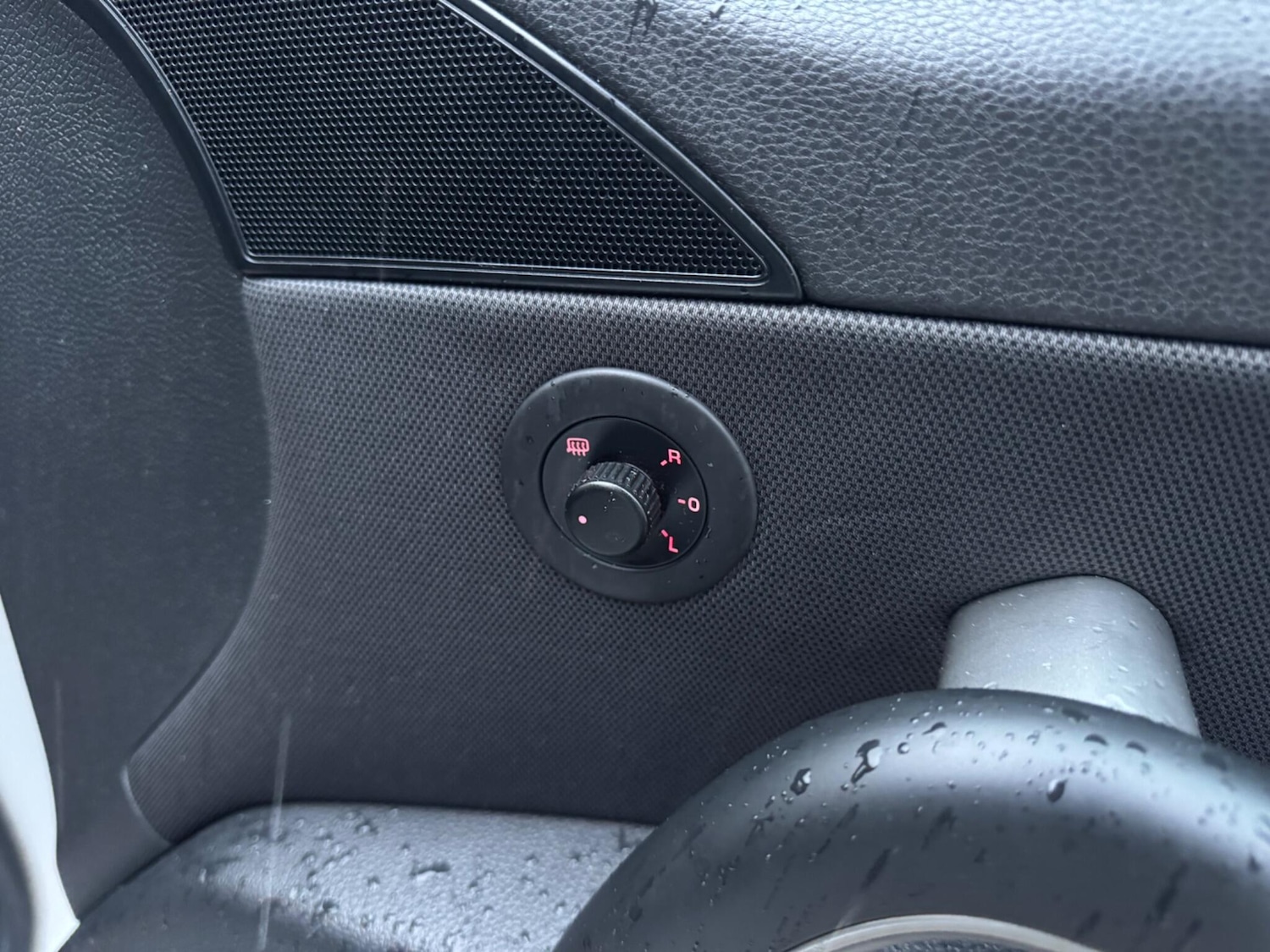 Used Volkswagen Scirocco 2009 for sale - 77175511: Photo 39