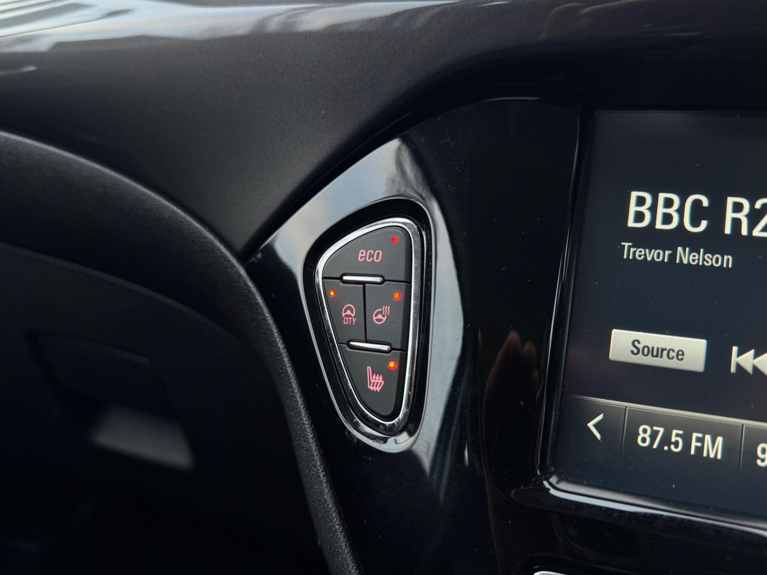 Used Vauxhall Corsa 2016 for sale - 77074002: Photo 22