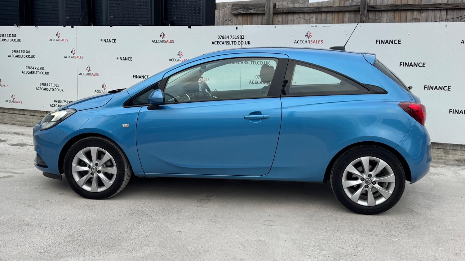 Used Vauxhall Corsa 2016 for sale - 77074002: Photo 5