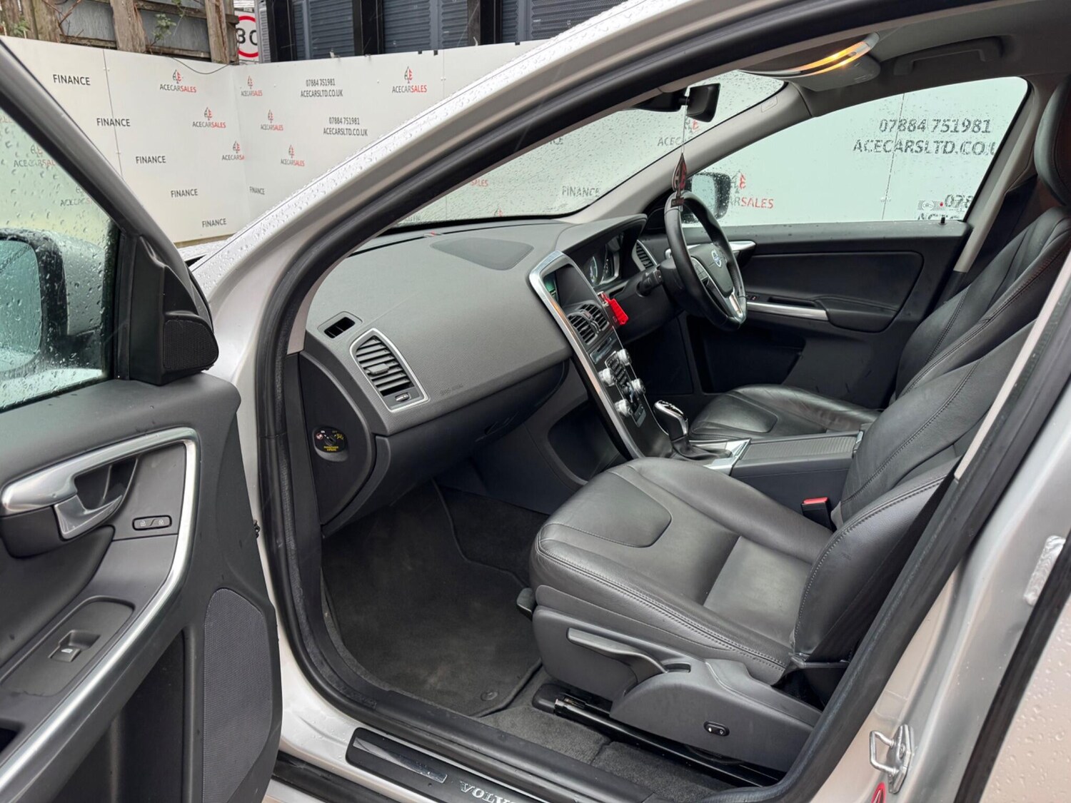 Used Volvo XC60 2016 for sale - 77469280: Photo 17