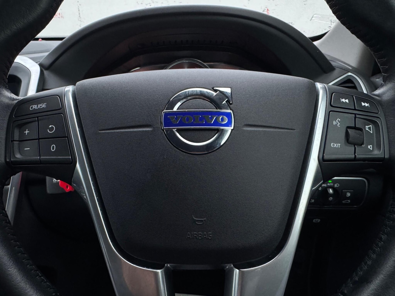 Used Volvo XC60 2016 for sale - 77469280: Photo 30