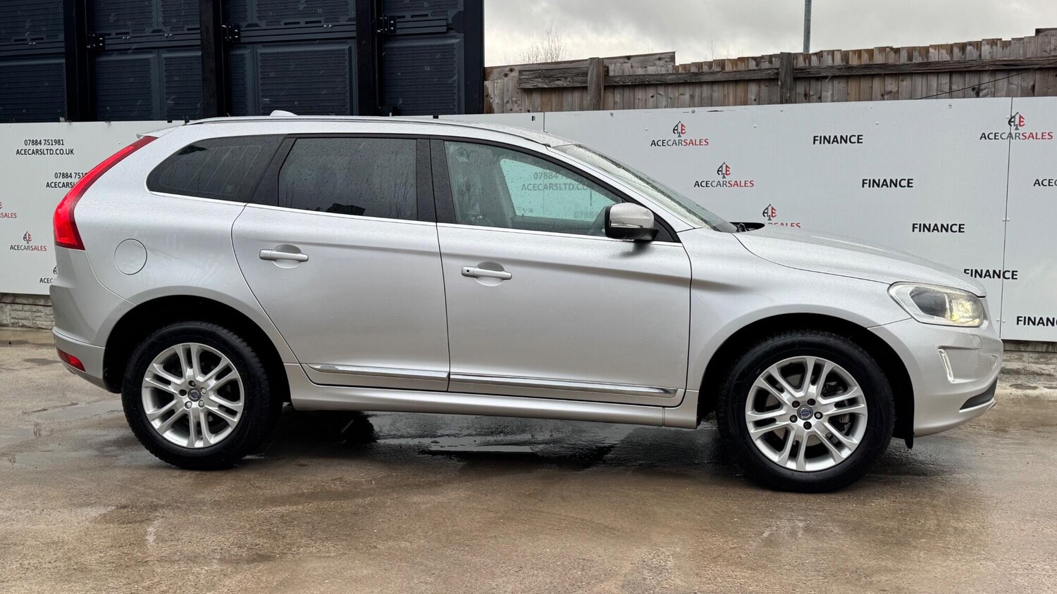 Used Volvo XC60 2016 for sale - 77469280: Photo 9