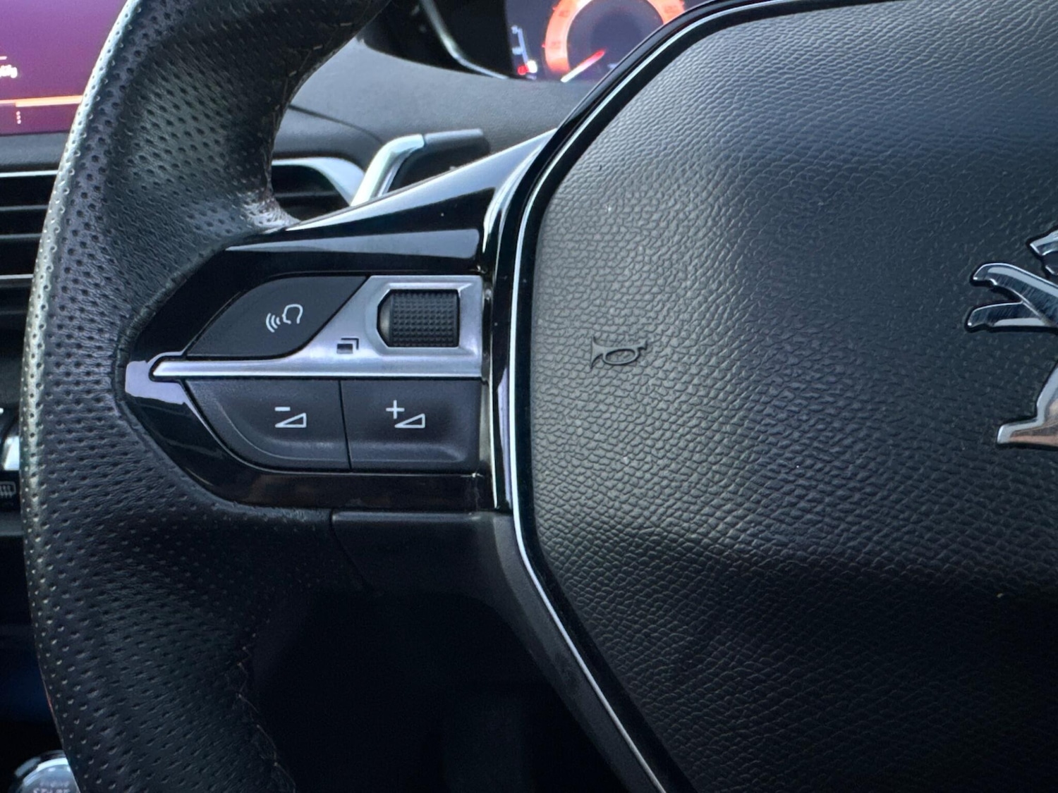 Used Peugeot 3008 2019 for sale - 76926061: Photo 35