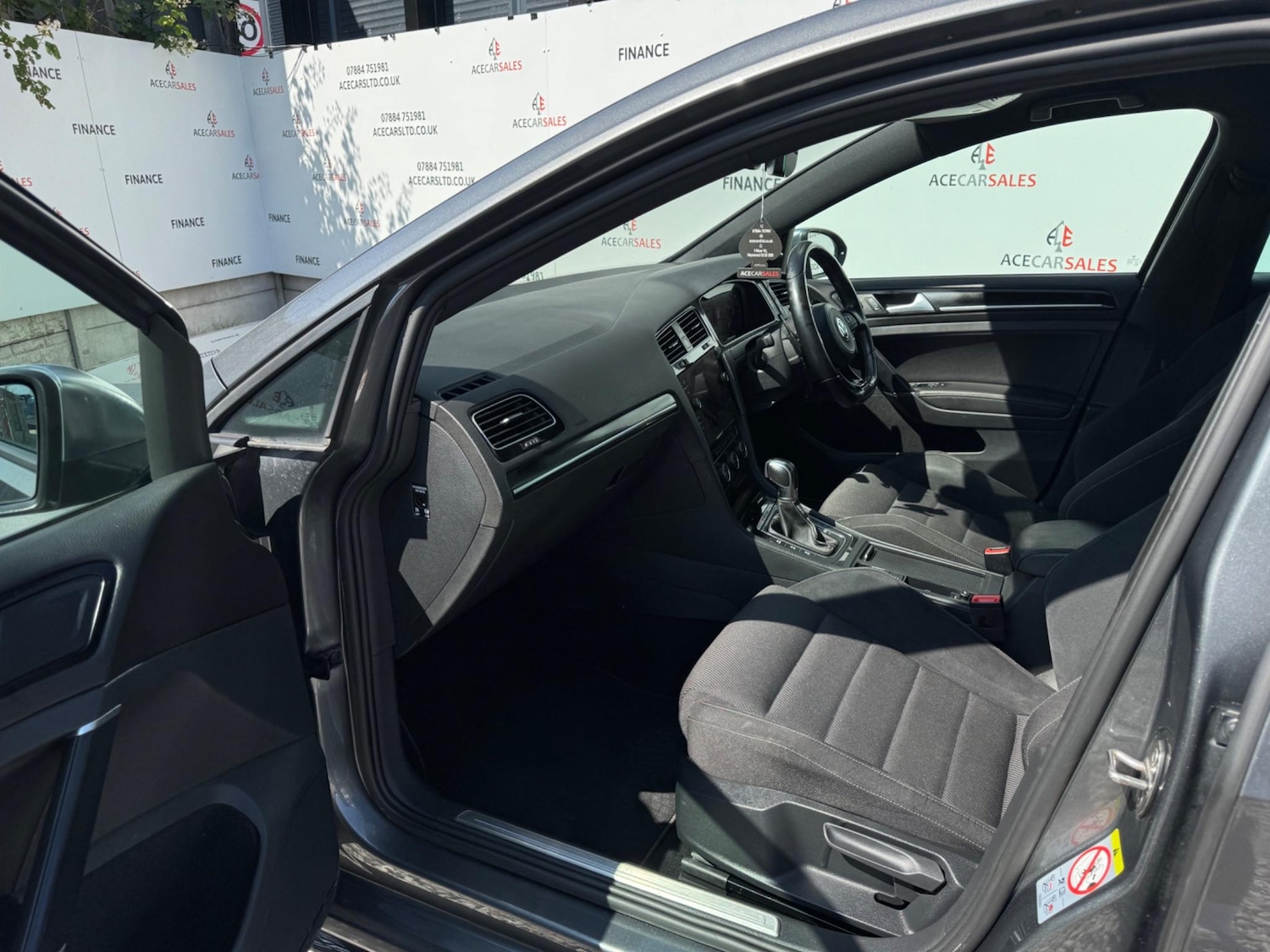 Used Volkswagen Golf for sale - 76996623: Photo 17