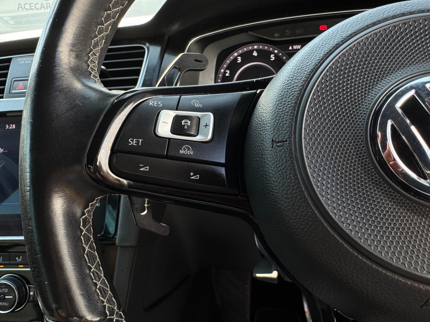 Used Volkswagen Golf for sale - 76996623: Photo 33