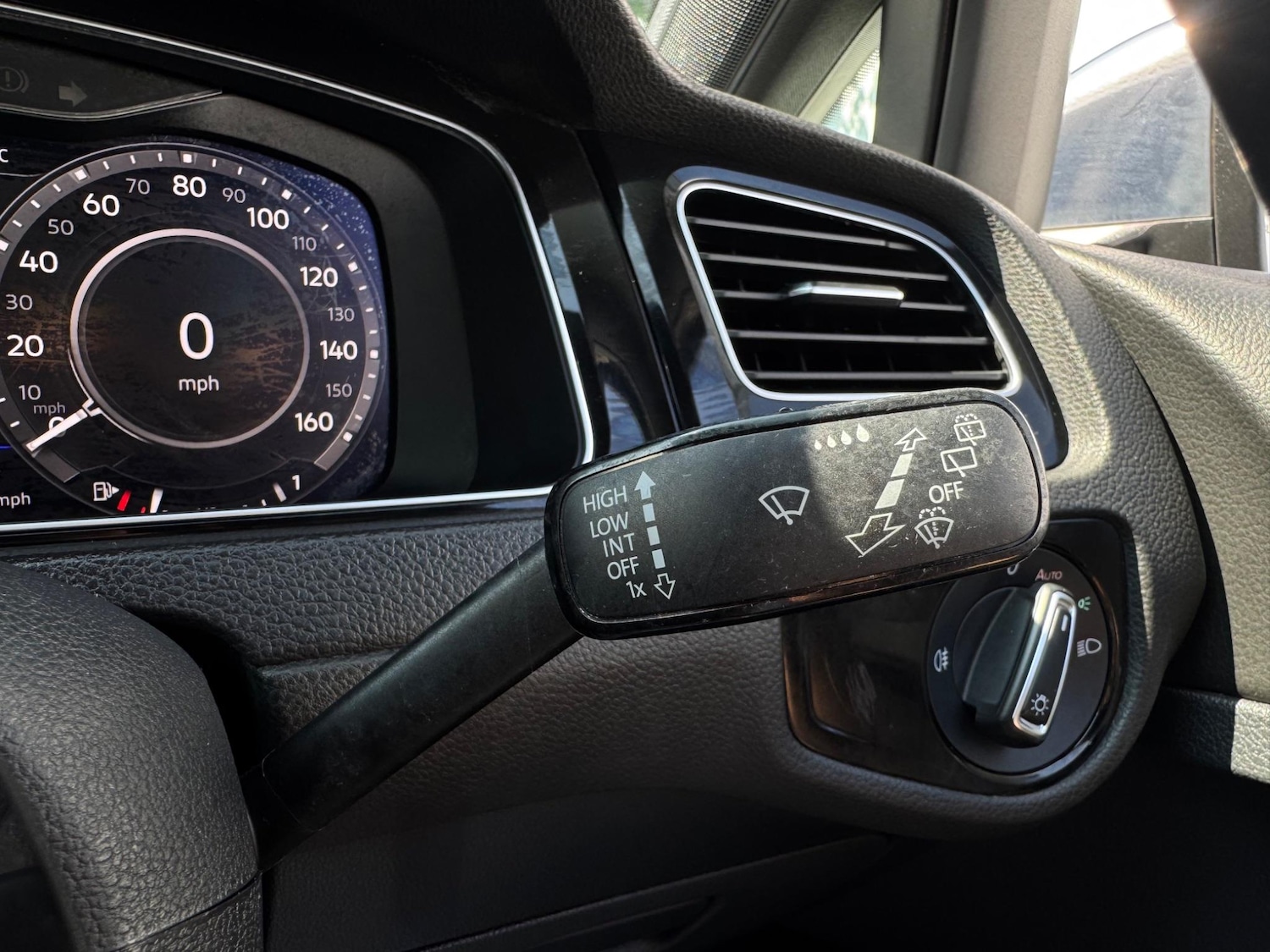 Used Volkswagen Golf for sale - 76996623: Photo 37