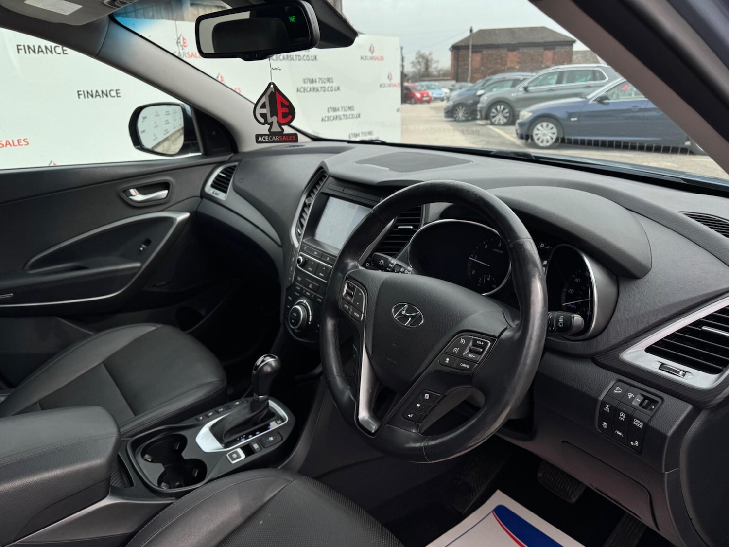 Used Hyundai Santa Fe 2018 for sale - 77993060: Photo 10