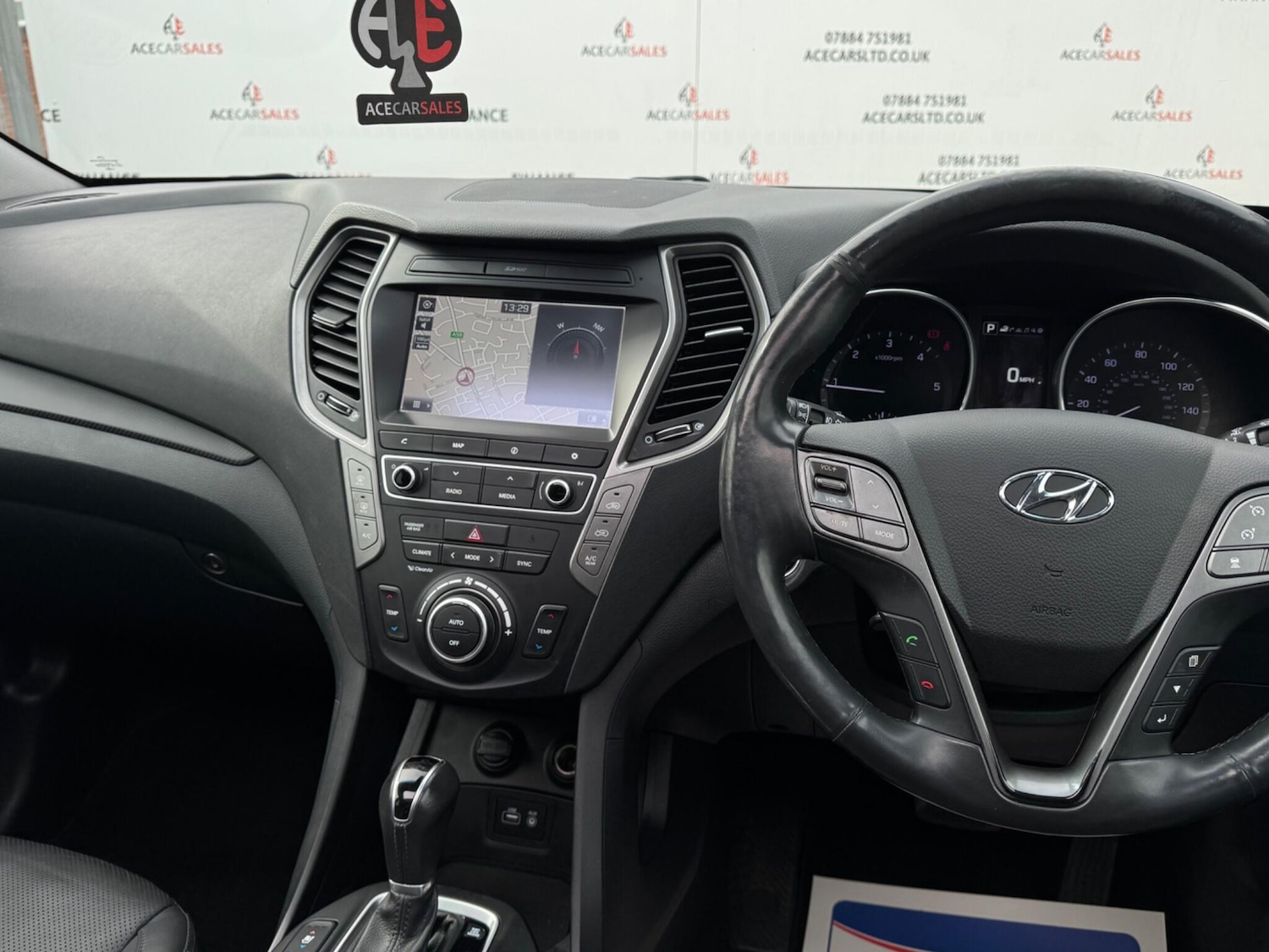 Used Hyundai Santa Fe 2018 for sale - 77993060: Photo 25