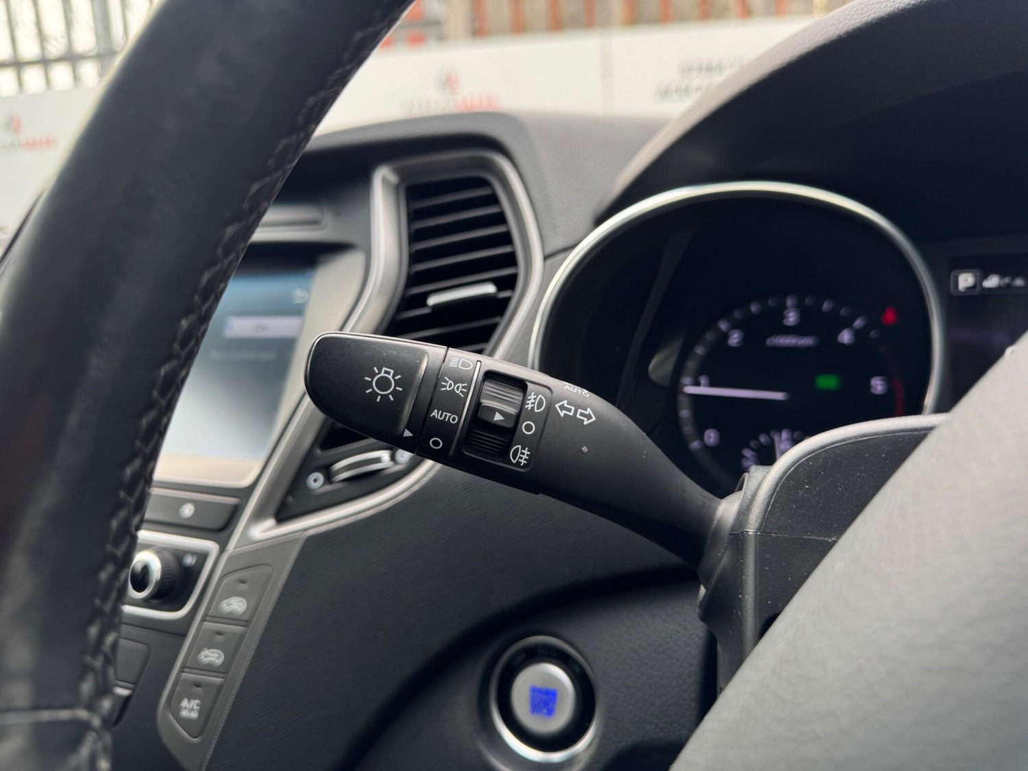 Used Hyundai Santa Fe 2018 for sale - 77993060: Photo 34