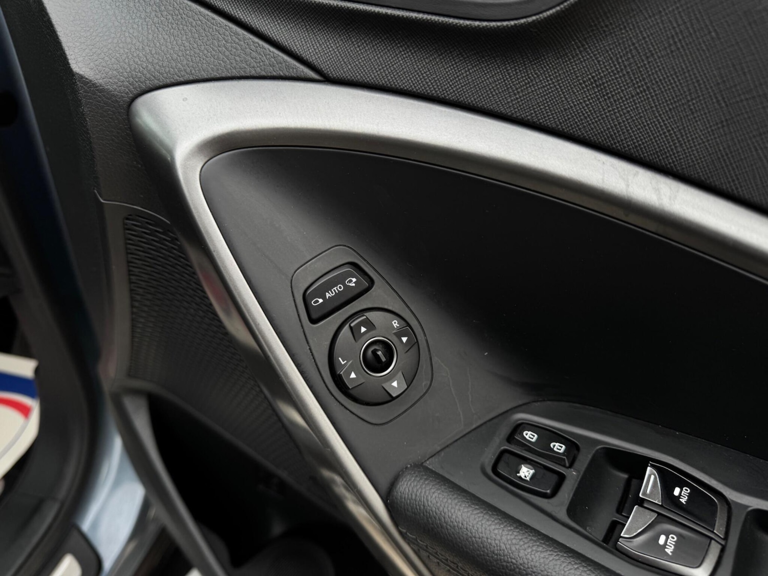 Used Hyundai Santa Fe 2018 for sale - 77993060: Photo 62