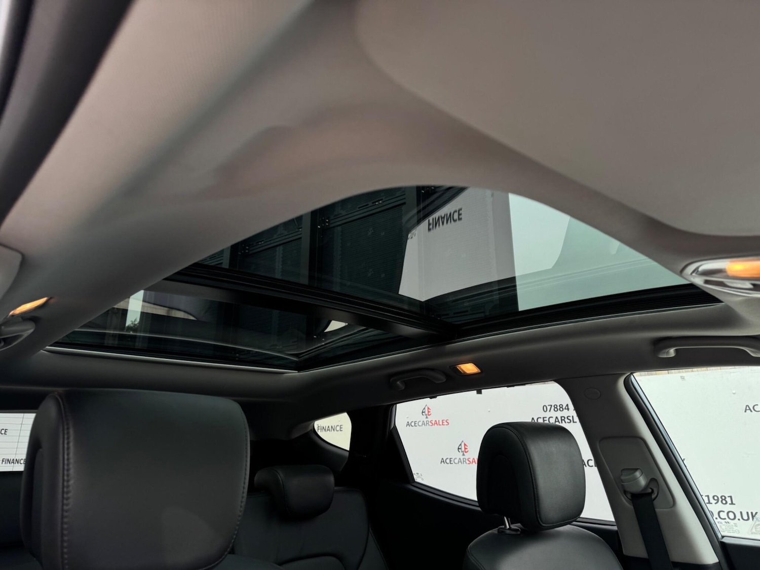 Used Hyundai Santa Fe 2018 for sale - 77993060: Photo 68