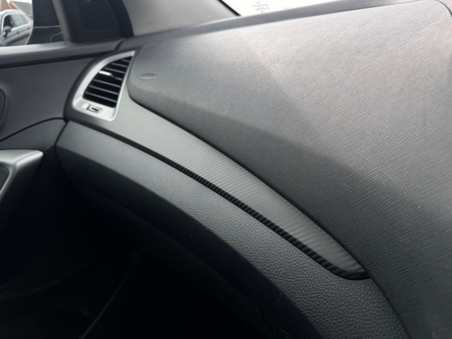 Used Hyundai Santa Fe 2018 for sale - 77993060: Photo 71