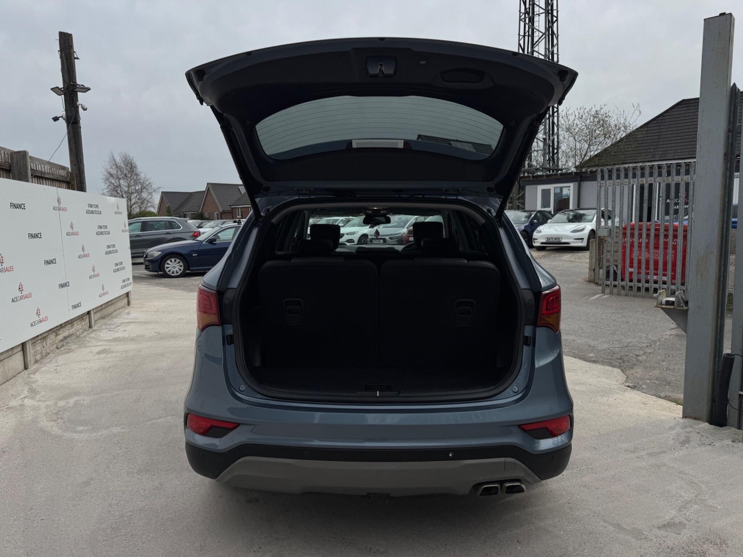 Used Hyundai Santa Fe 2018 for sale - 77993060: Photo 89