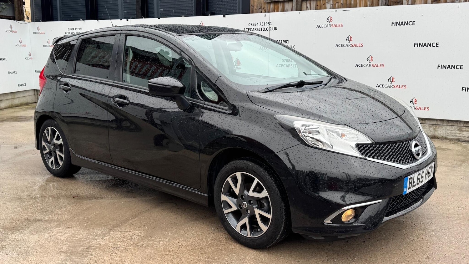 Used Nissan Note 2015 for sale - 77345129: Photo 2