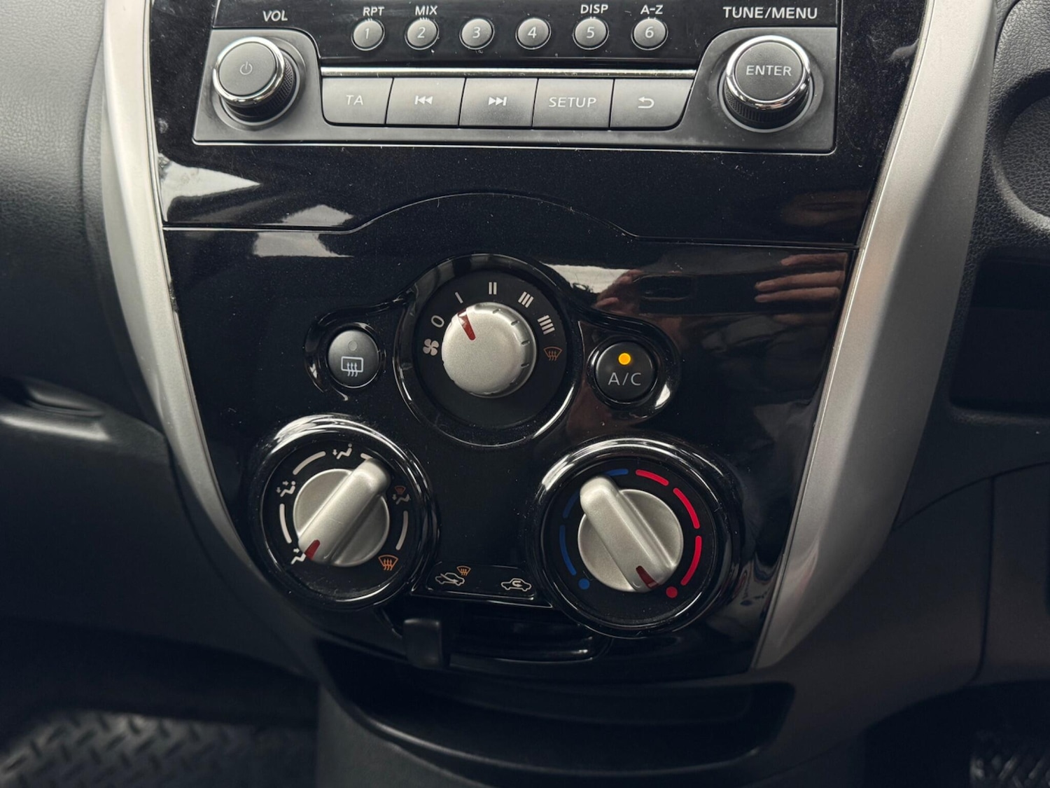 Used Nissan Note 2015 for sale - 77345129: Photo 24