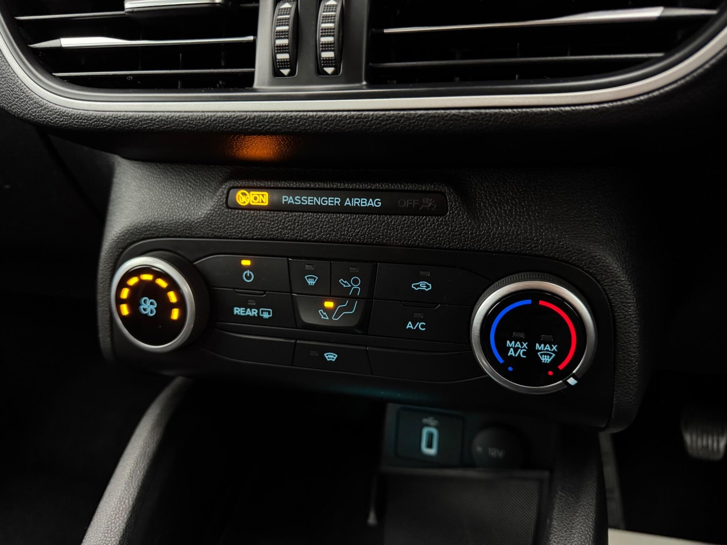 Used Ford Focus 2020 for sale - 76886597: Photo 24