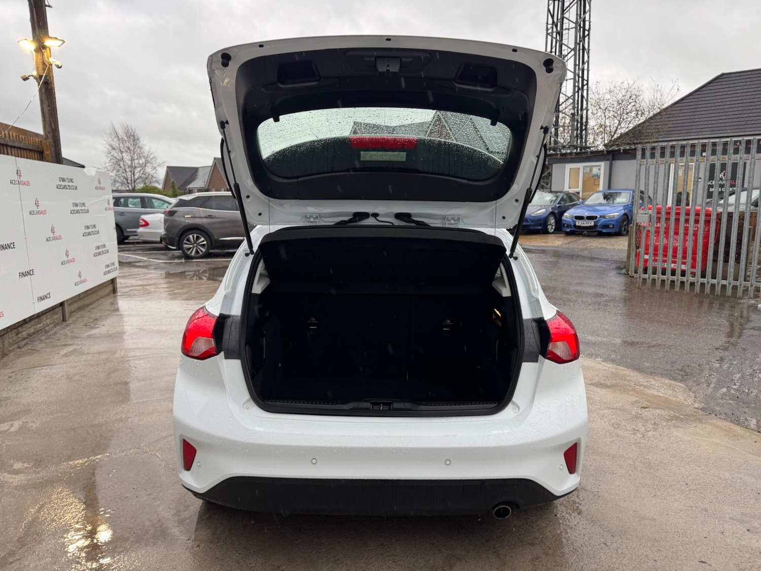 Used Ford Focus 2020 for sale - 76886597: Photo 74