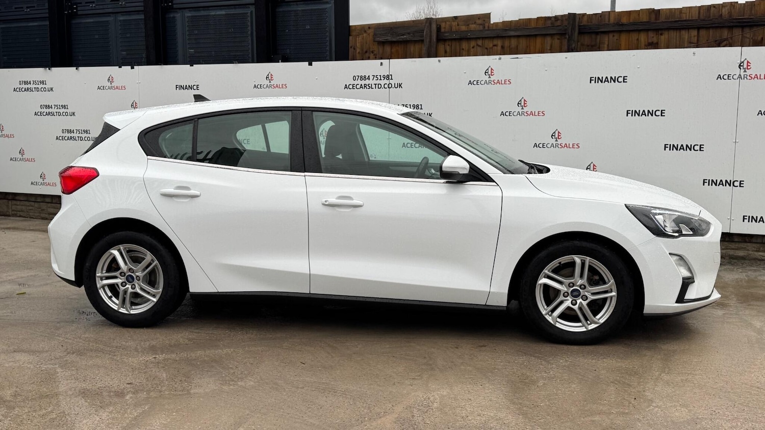 Used Ford Focus 2020 for sale - 76886597: Photo 9