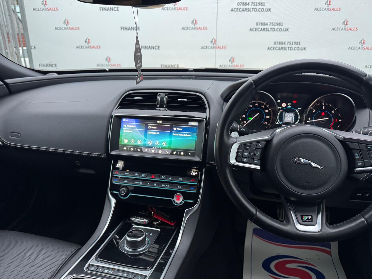 Used Jaguar XE 2018 for sale - 76990759: Photo 22