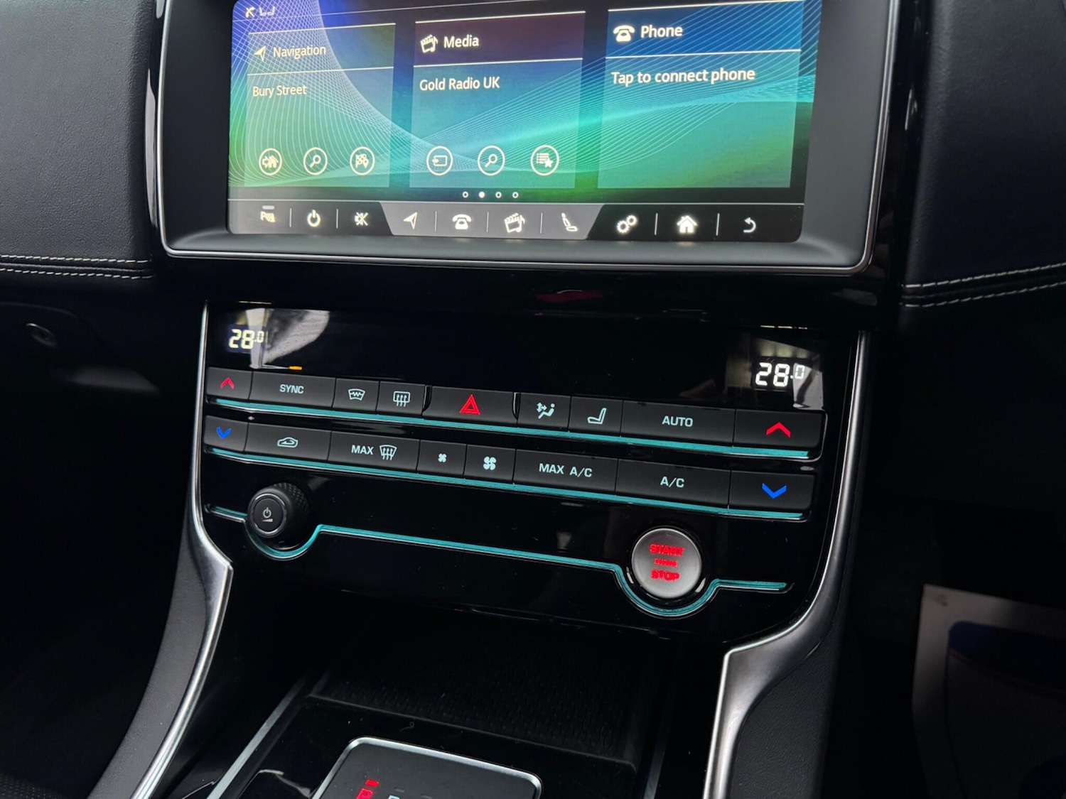 Used Jaguar XE 2018 for sale - 76990759: Photo 24