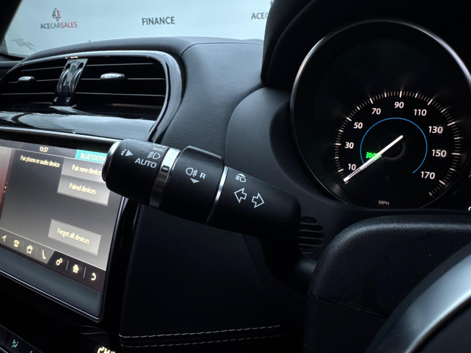 Used Jaguar XE 2018 for sale - 76990759: Photo 30