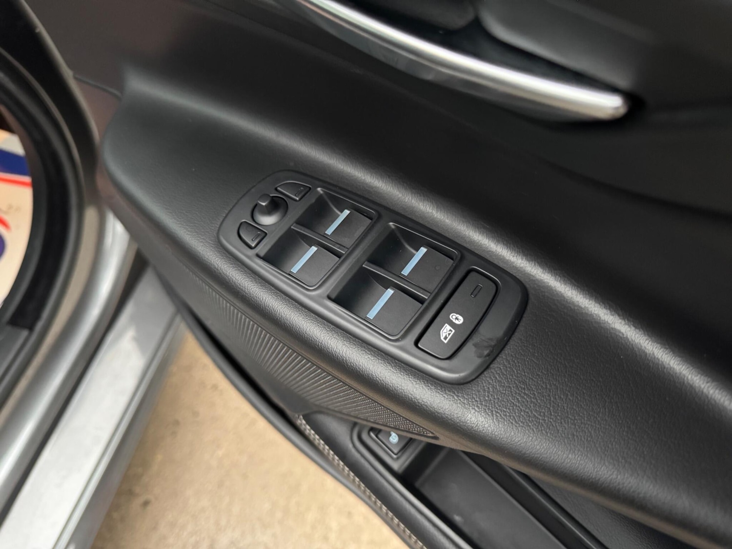 Used Jaguar XE 2018 for sale - 76990759: Photo 62