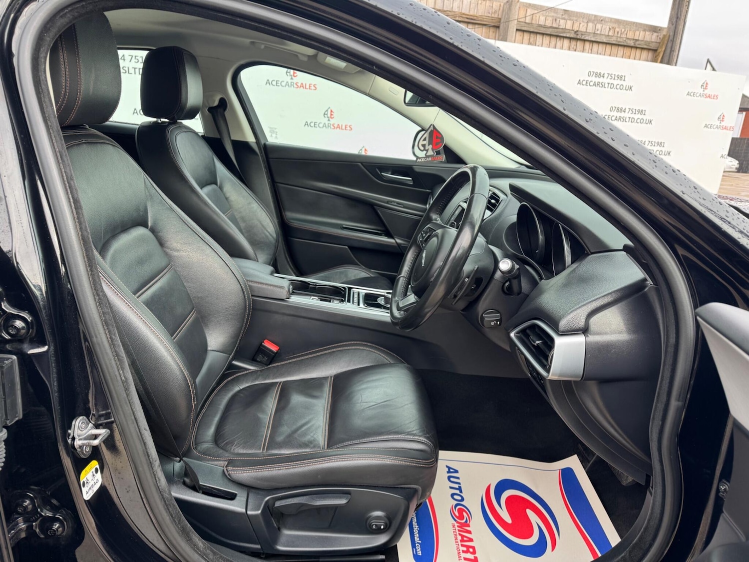 Used Jaguar XE 2018 for sale - 77455559: Photo 11