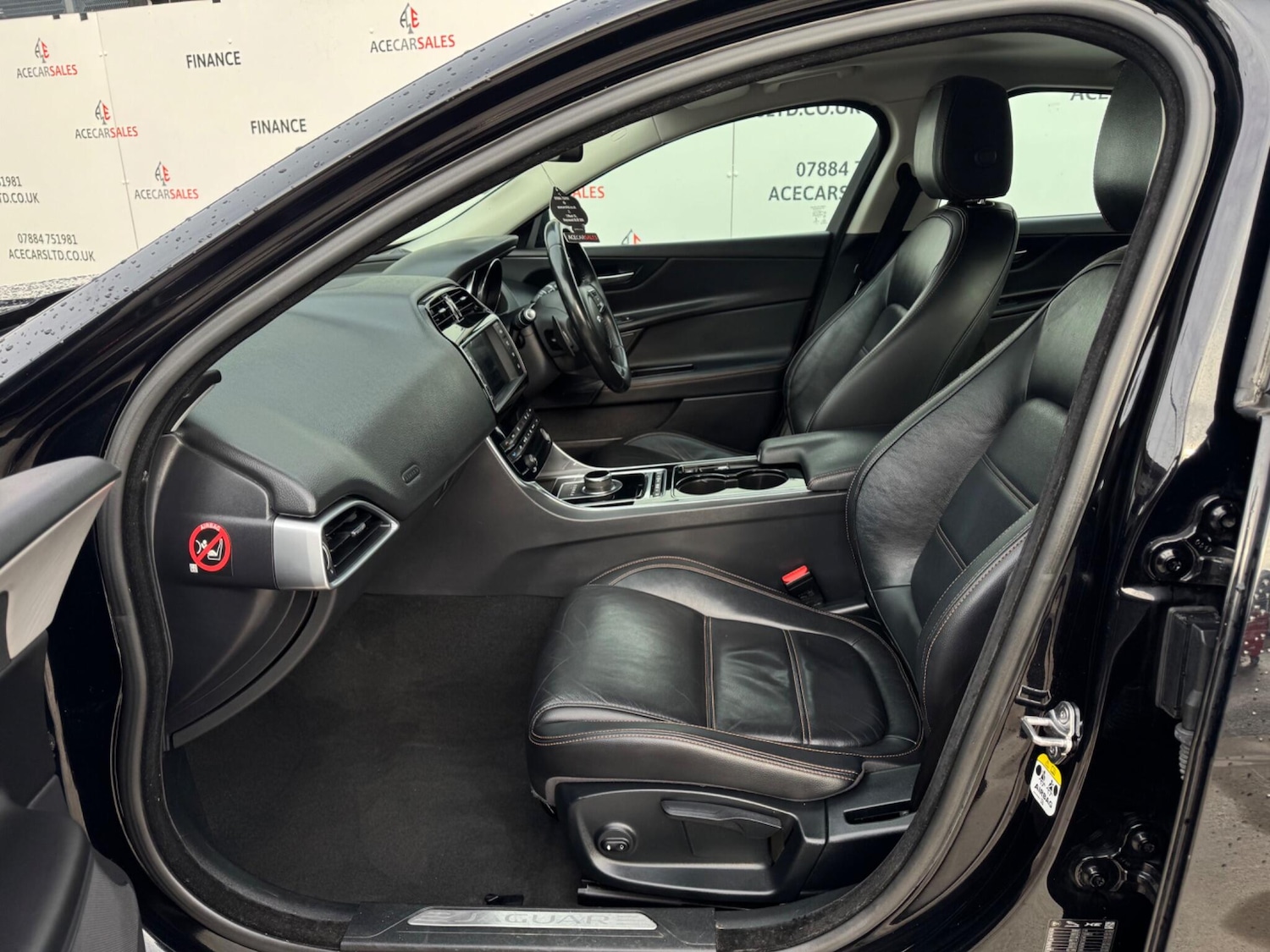 Used Jaguar XE 2018 for sale - 77455559: Photo 18