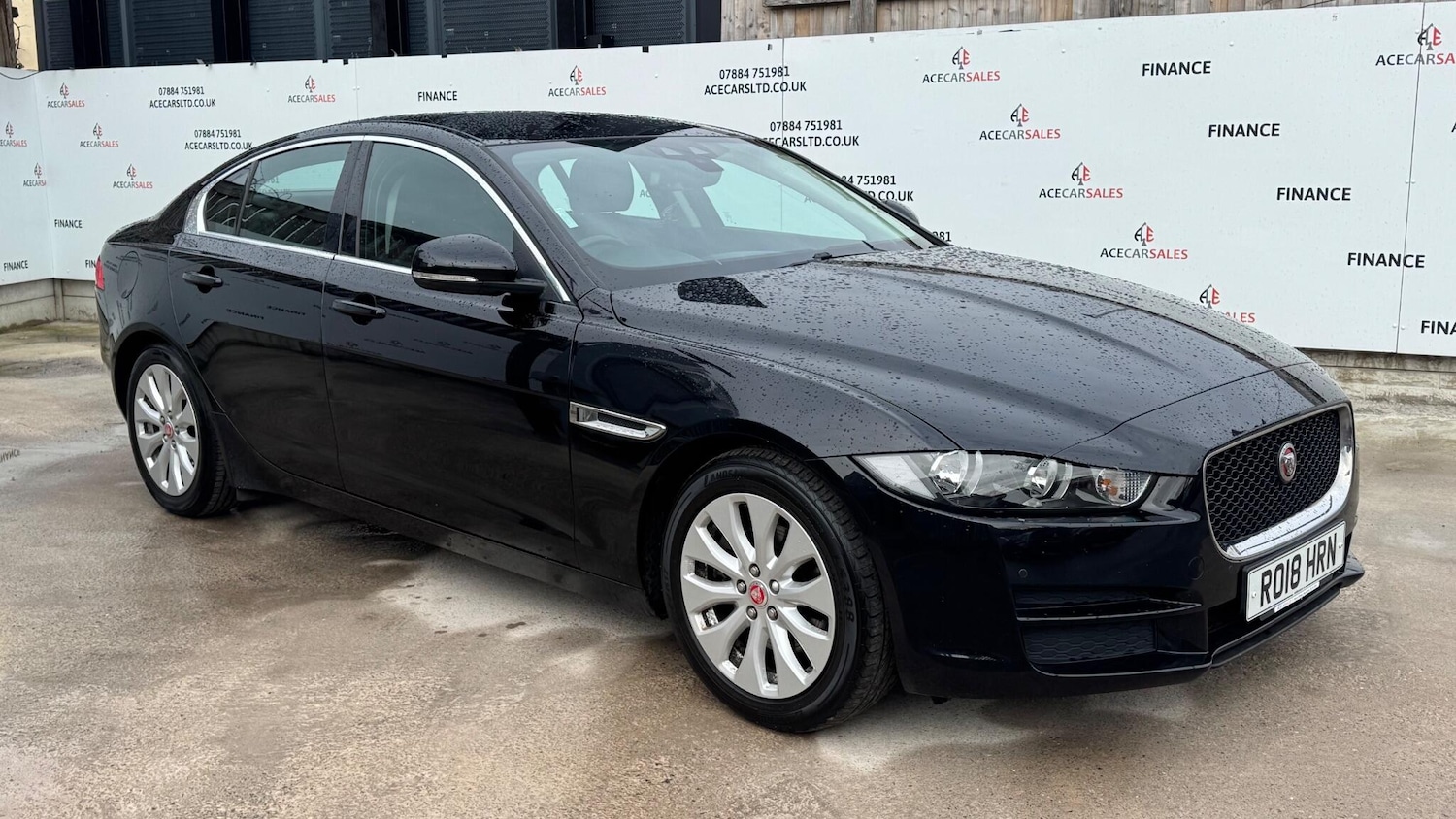 Used Jaguar XE 2018 for sale - 77455559: Photo 2