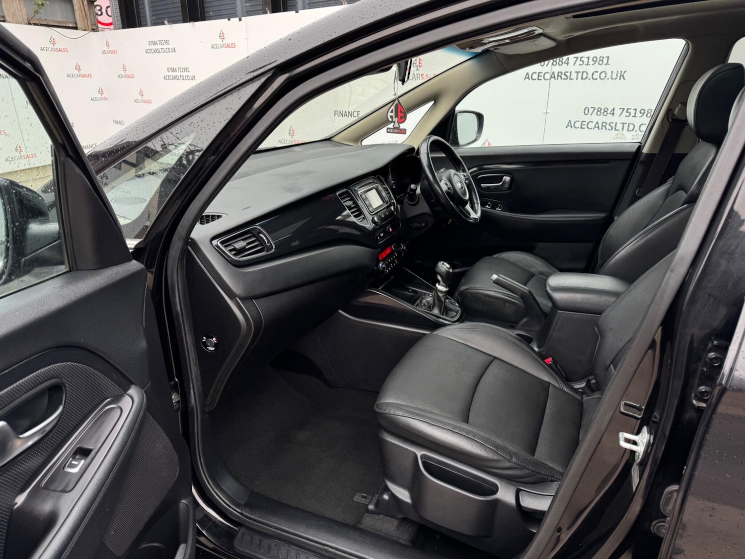 Used Kia Carens 2013 for sale - 77455997: Photo 19