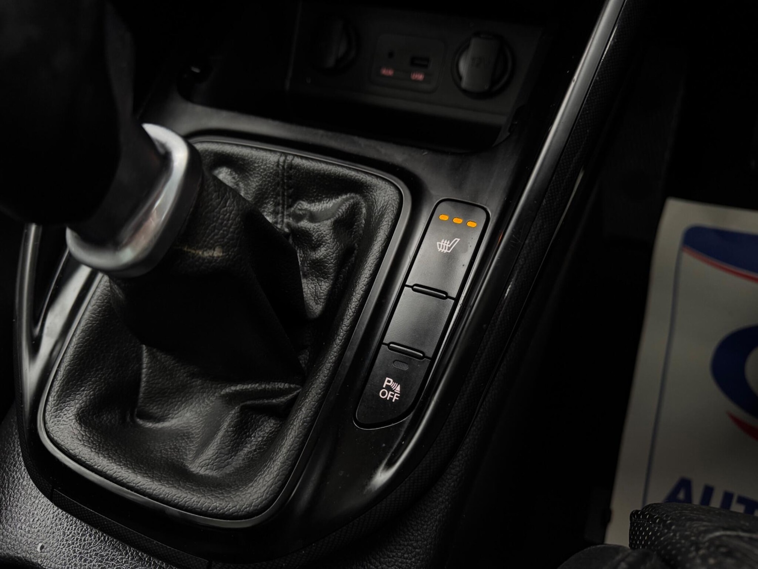 Used Kia Carens 2013 for sale - 77455997: Photo 29