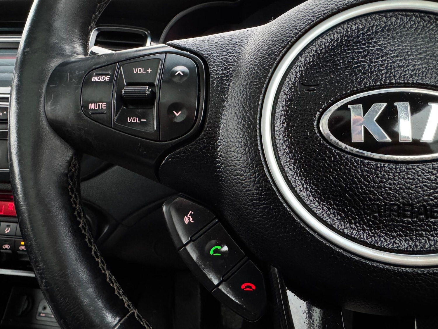 Used Kia Carens 2013 for sale - 77455997: Photo 32