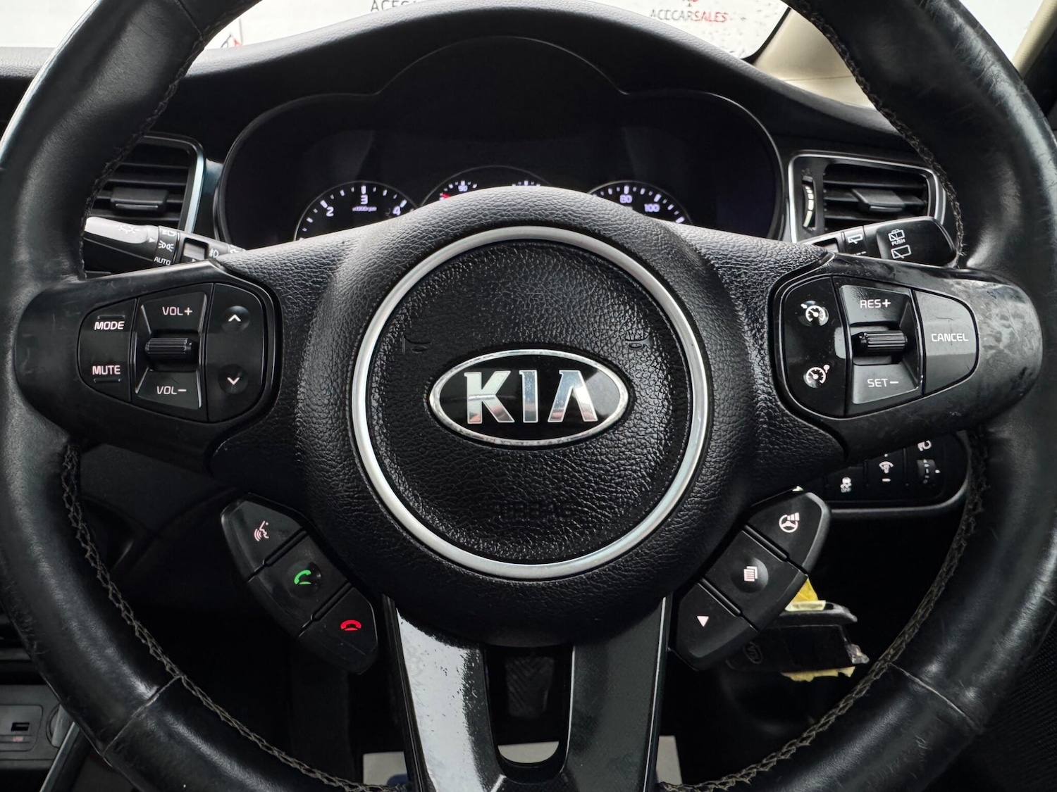 Used Kia Carens 2013 for sale - 77455997: Photo 34