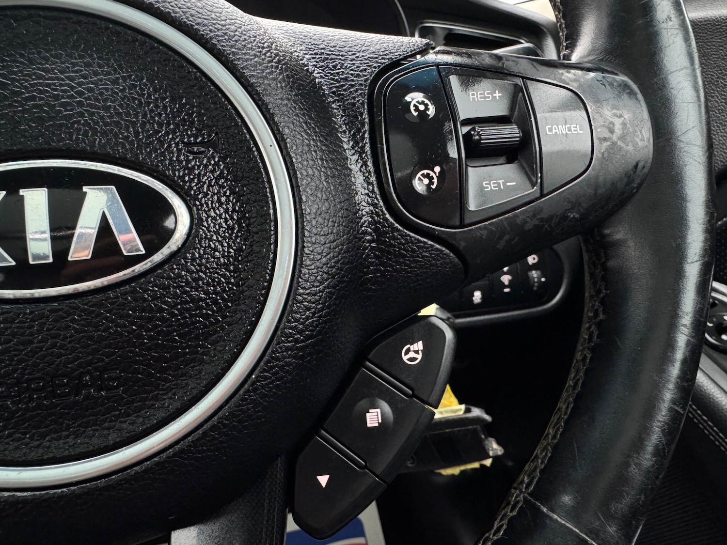 Used Kia Carens 2013 for sale - 77455997: Photo 35