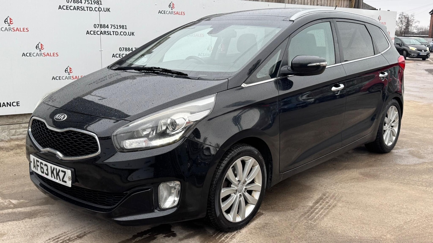 Used Kia Carens 2013 for sale - 77455997: Photo 4