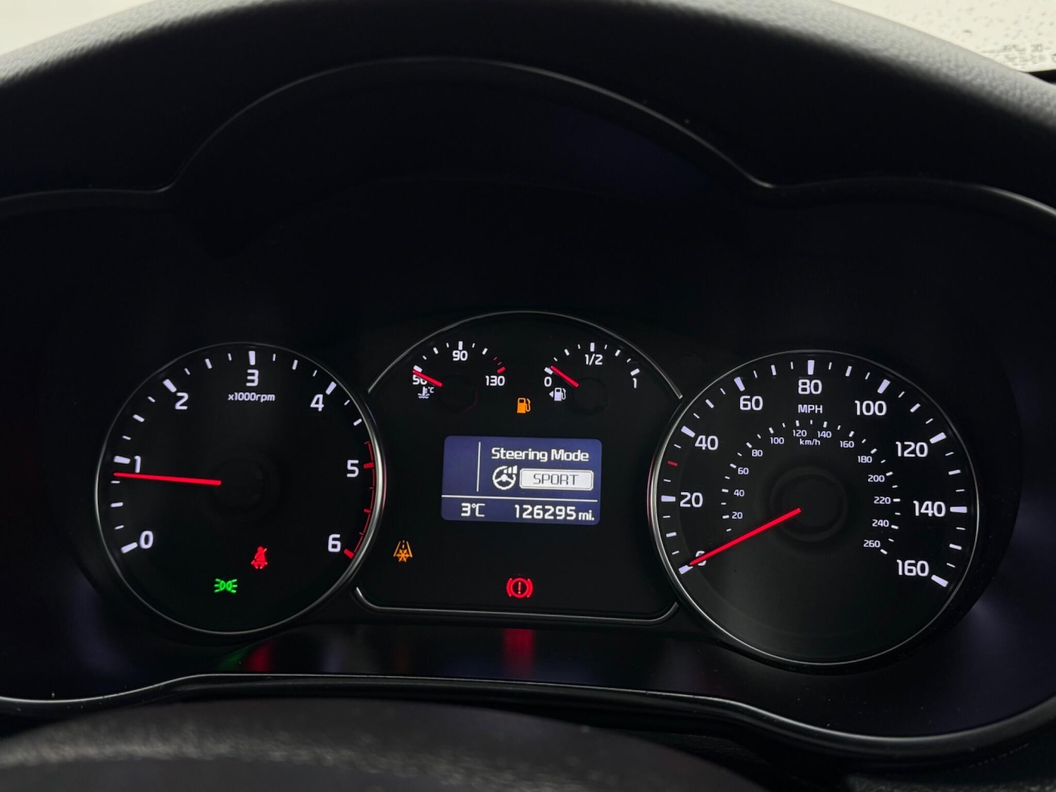 Used Kia Carens 2013 for sale - 77455997: Photo 45