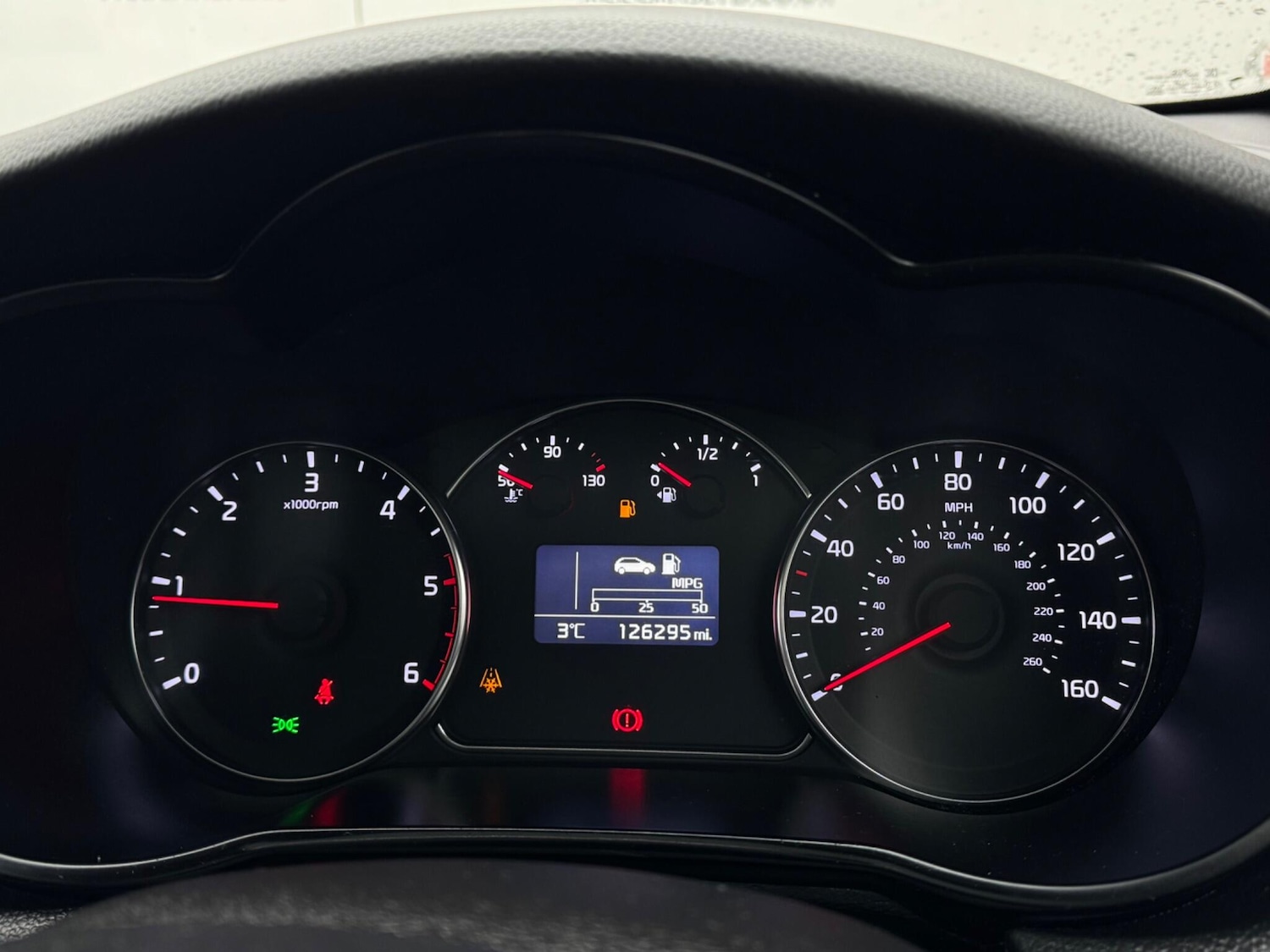 Used Kia Carens 2013 for sale - 77455997: Photo 47