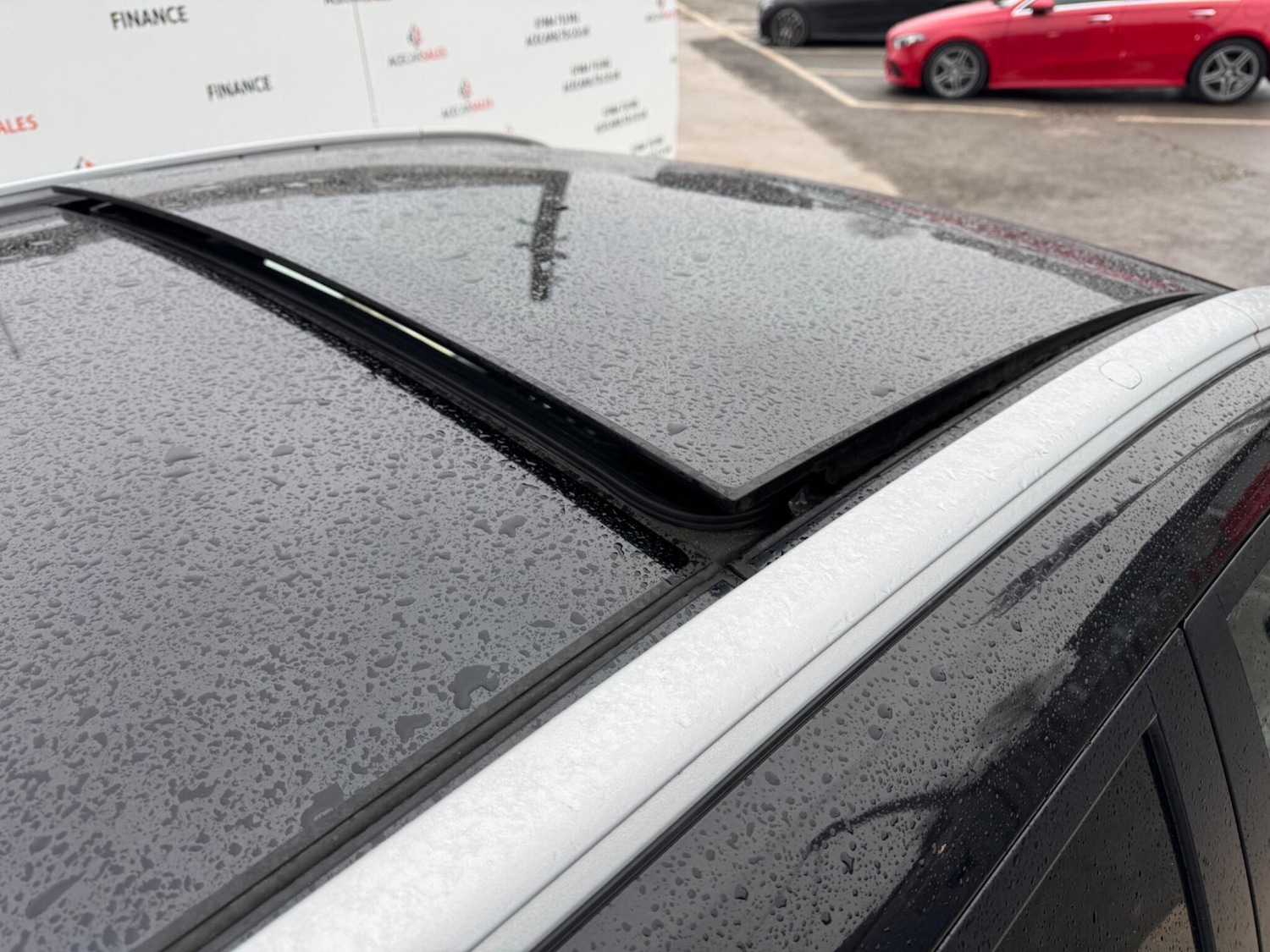 Used Kia Carens 2013 for sale - 77455997: Photo 57