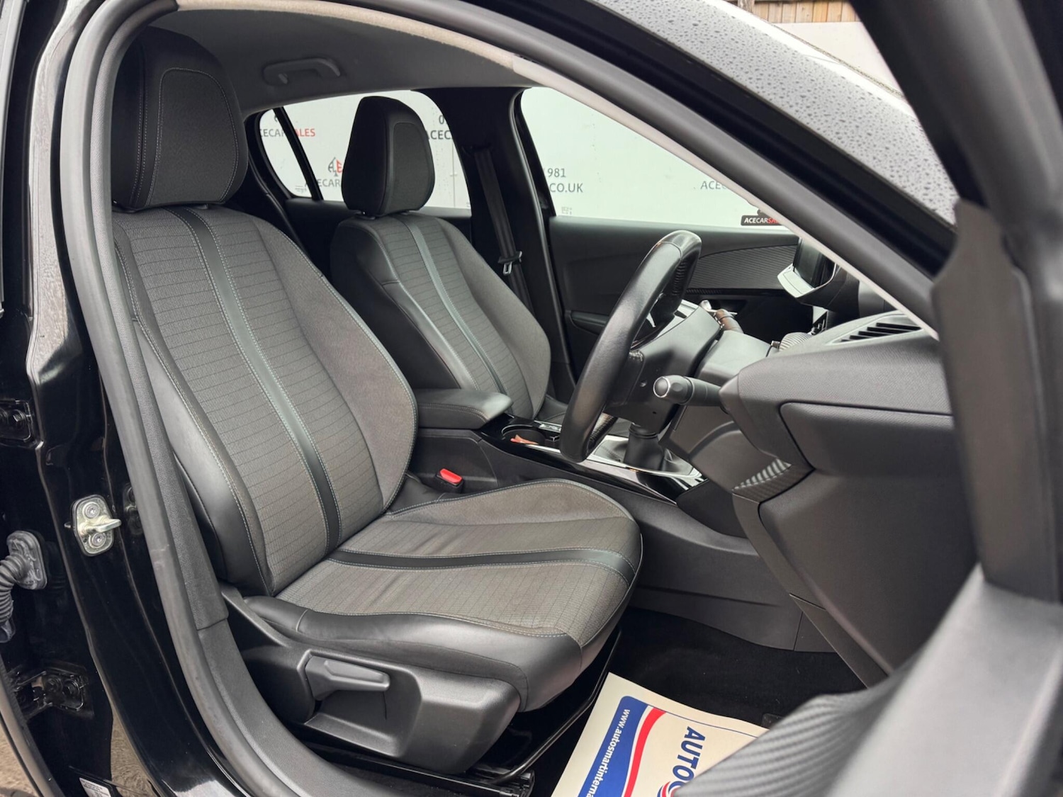 Used Peugeot 208 2020 for sale - 77456373: Photo 12