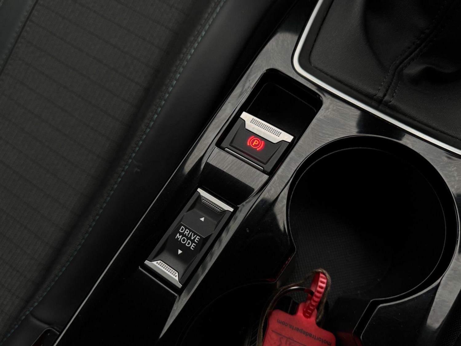 Used Peugeot 208 2020 for sale - 77456373: Photo 28