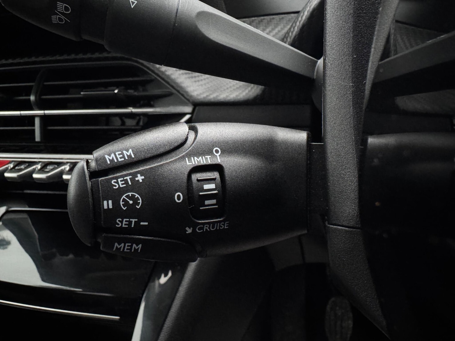 Used Peugeot 208 2020 for sale - 77456373: Photo 30