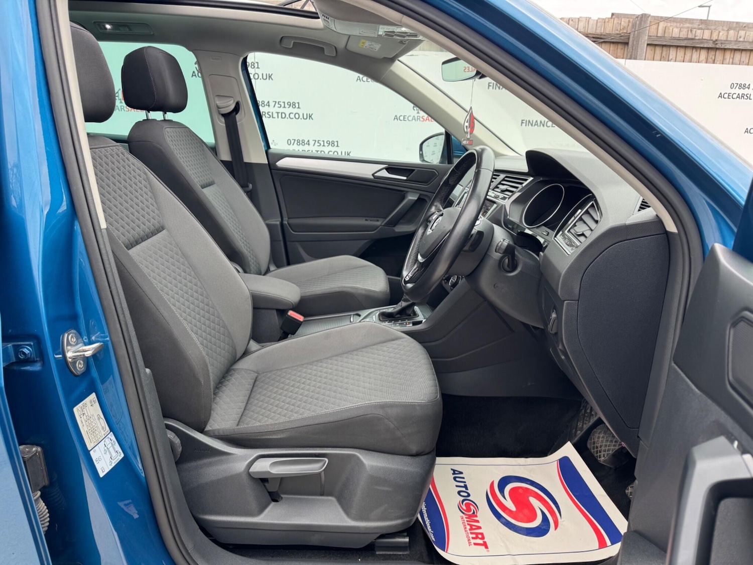 Used Volkswagen Tiguan 2019 for sale - 76060363: Photo 11