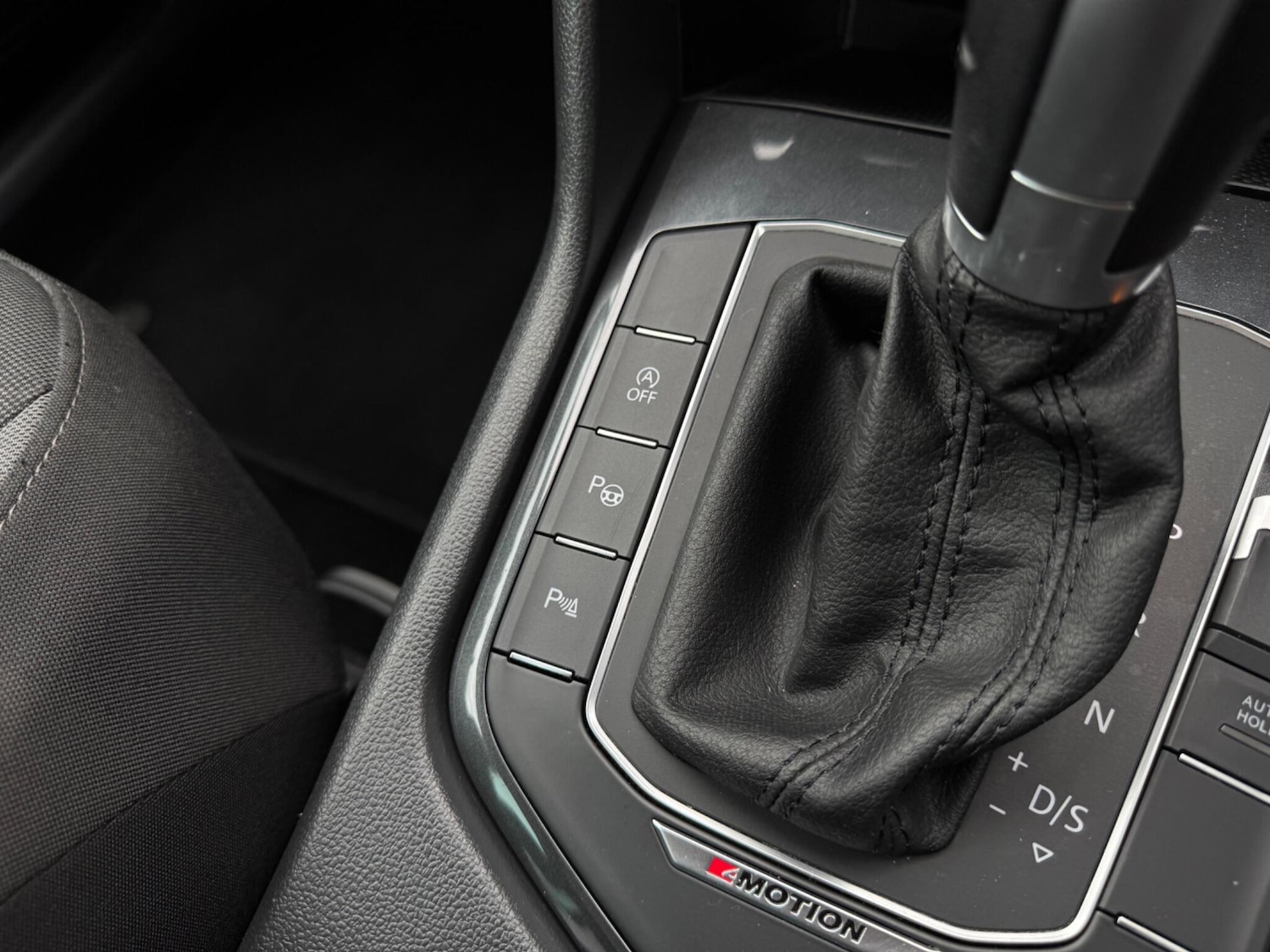 Used Volkswagen Tiguan 2019 for sale - 76060363: Photo 28