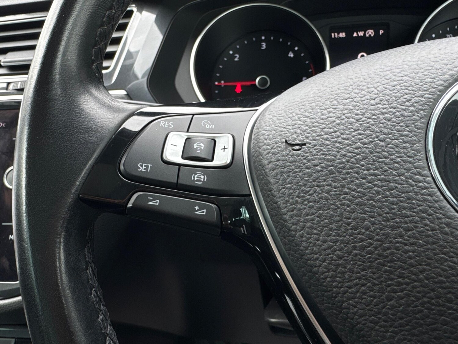 Used Volkswagen Tiguan 2019 for sale - 76060363: Photo 33