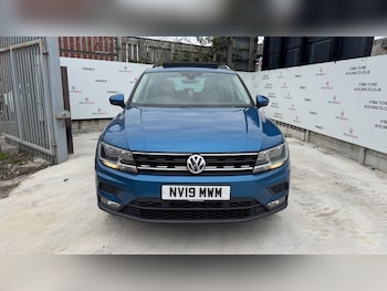 Used Volkswagen Tiguan 2019 for sale - 76060363: Photo 3