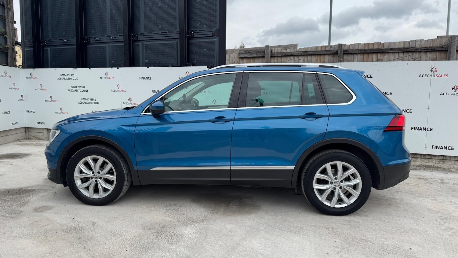 Used Volkswagen Tiguan 2019 for sale - 76060363: Photo 5