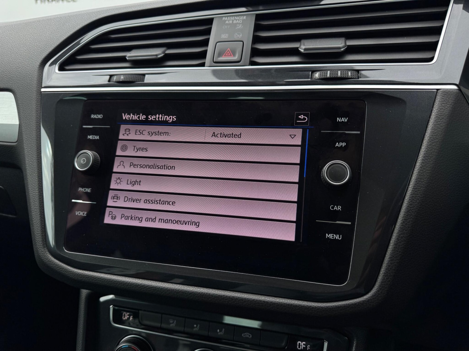 Used Volkswagen Tiguan 2019 for sale - 76060363: Photo 50