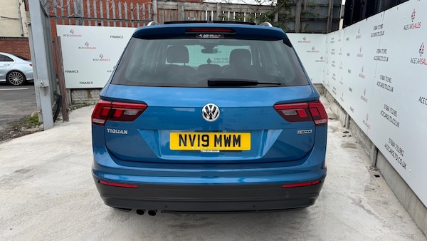 Used Volkswagen Tiguan 2019 for sale - 76060363: Photo 7
