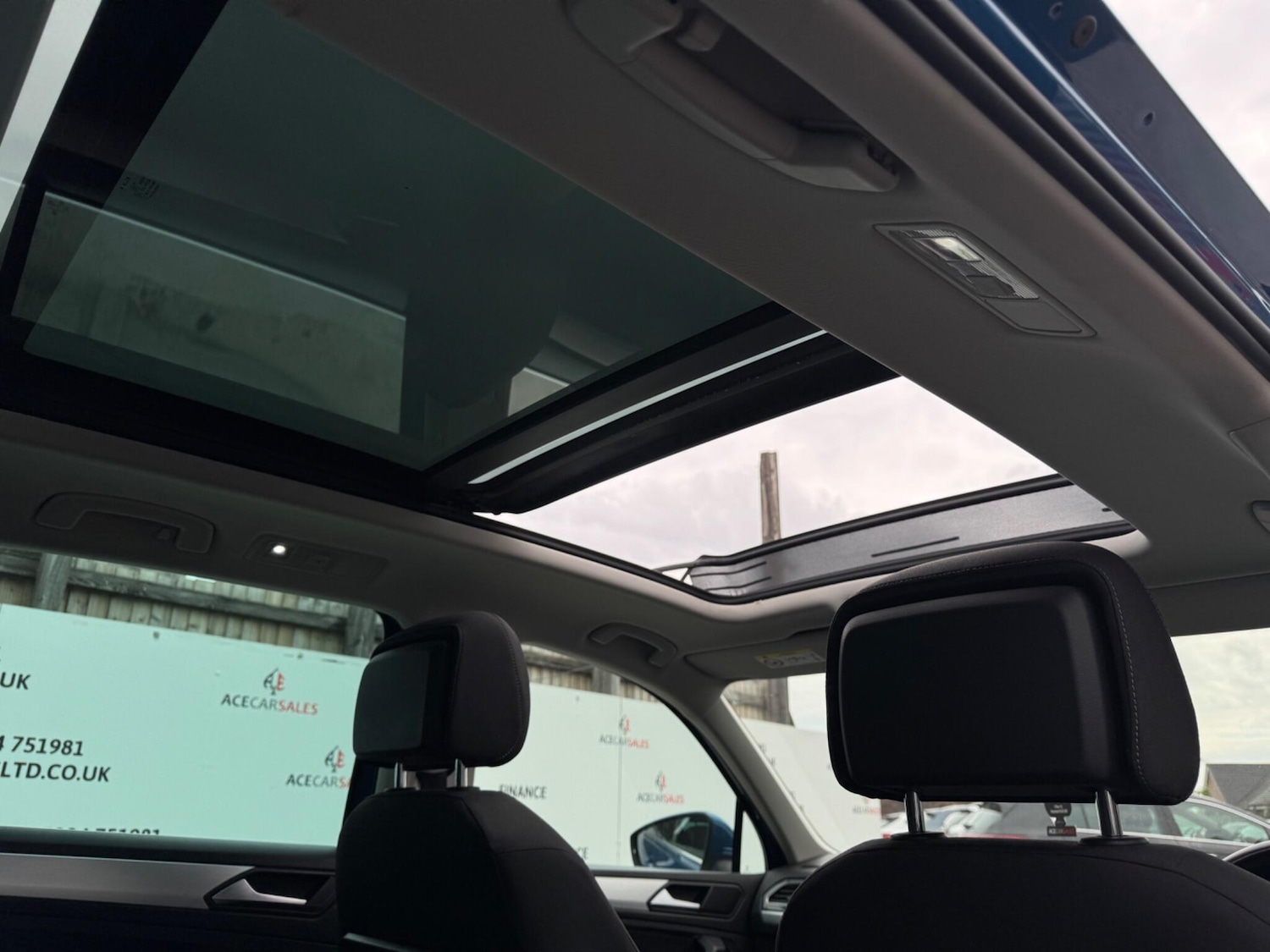 Used Volkswagen Tiguan 2019 for sale - 76060363: Photo 81